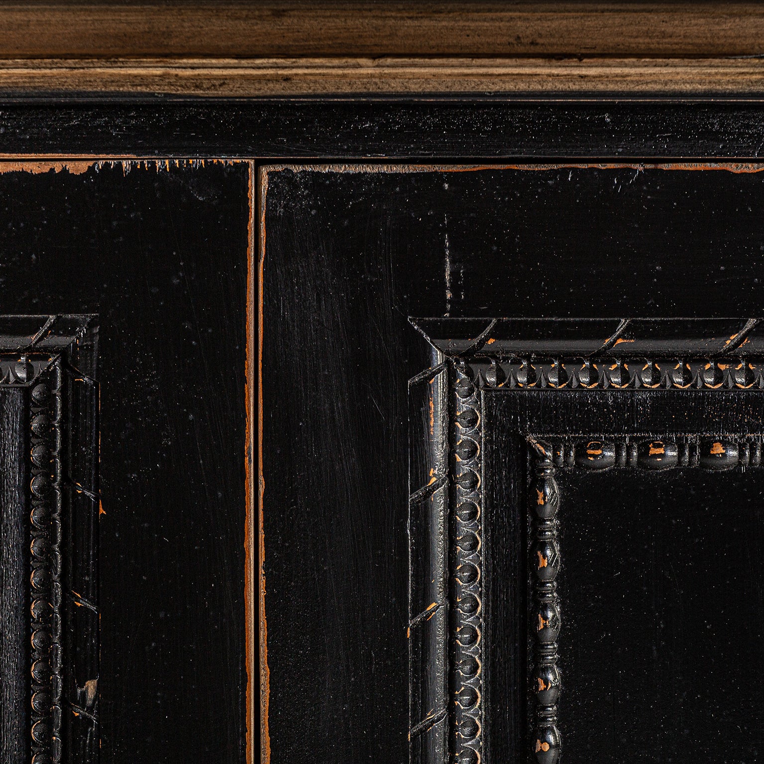 YPRES SIDEBOARD